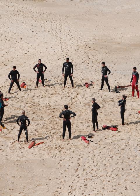 Surfer Lesson am Strand